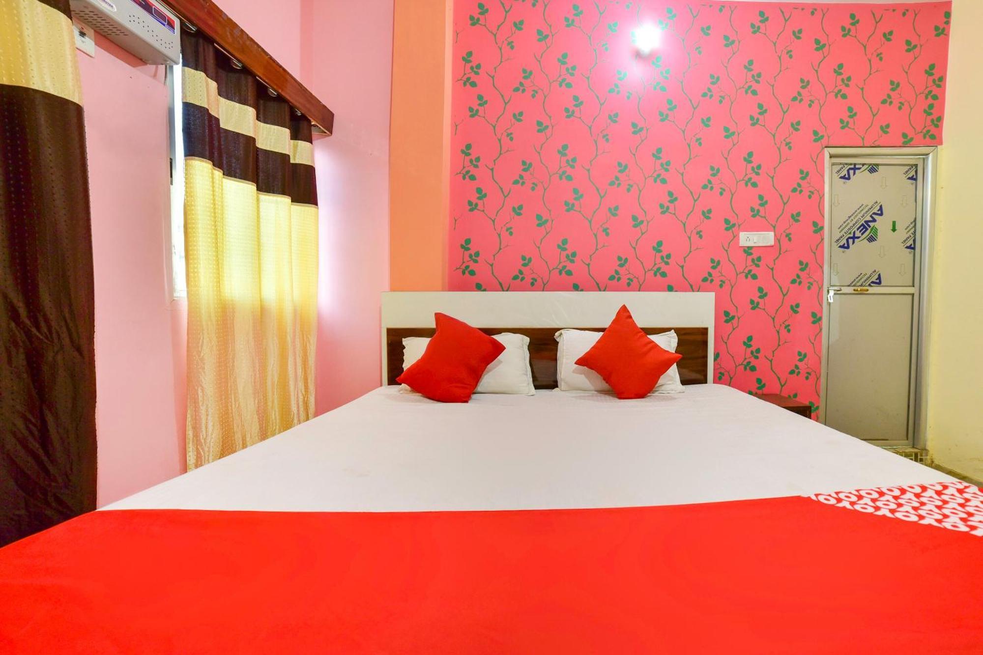 Oyo Flagship Ashoka Guest House Bihta Екстериор снимка