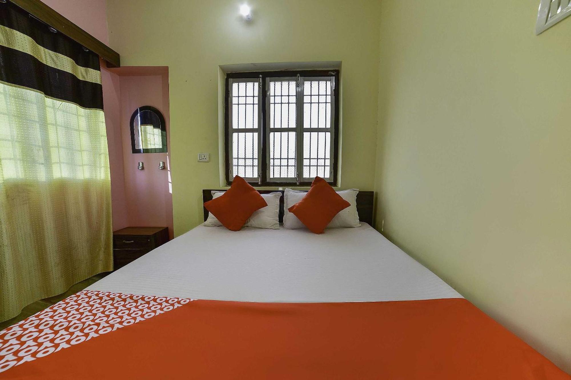 Oyo Flagship Ashoka Guest House Bihta Екстериор снимка