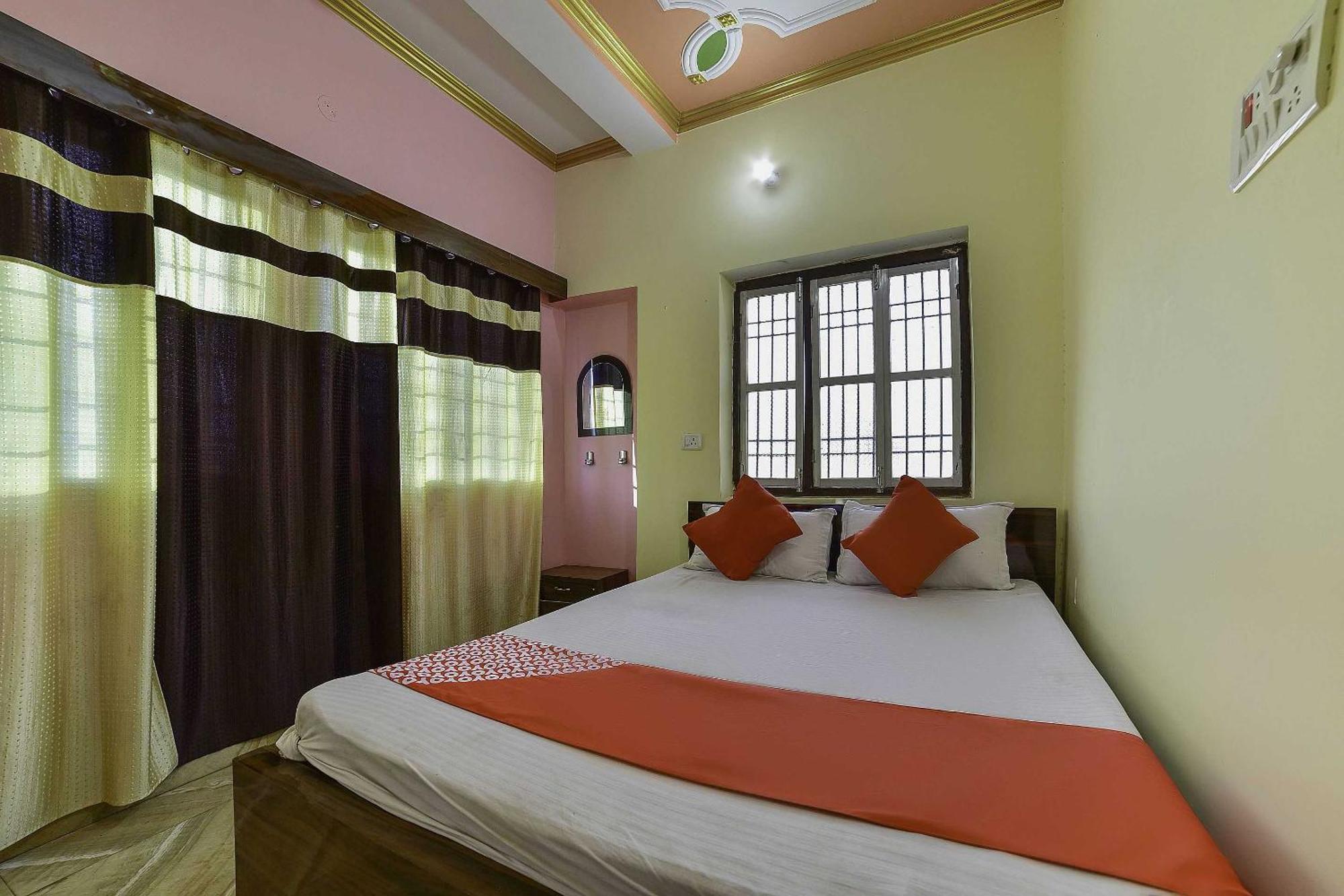 Oyo Flagship Ashoka Guest House Bihta Екстериор снимка